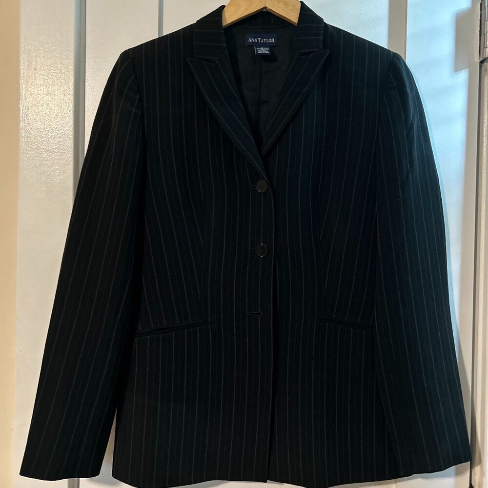 Ann Taylor black and white women's pinstripe suit set